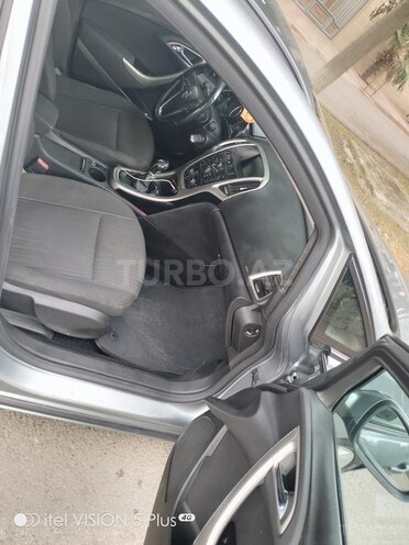 Opel Astra 2011, 378,500 km - 1.3 l - Şəmkir