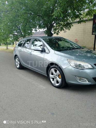 Opel Astra 2011, 378,500 km - 1.3 l - Şəmkir