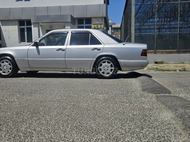 Mercedes E 200 1994, 250,000 km - 2.0 l - Sumqayıt