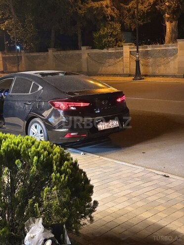 Hyundai Elantra 2019, 117,000 km - 2.0 l - Masallı