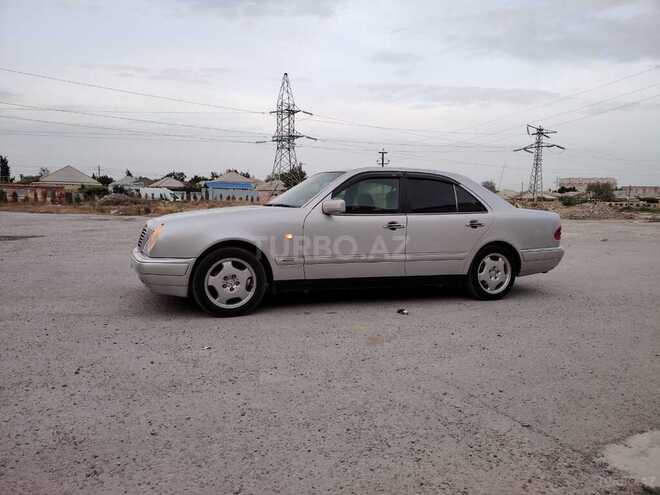 Mercedes E 200 1996, 282,000 km - 2.0 л - Sumqayıt