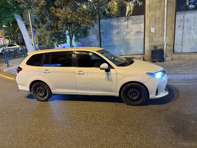 Toyota Corolla Fielder 2018, 90,000 km - 1.5 l - Bakı