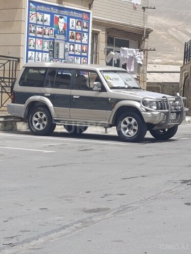 Mitsubishi Pajero 1992, 389,000 km - 2.5 л - Bakı