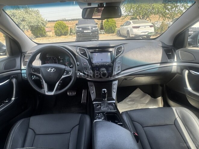 Hyundai i40-10