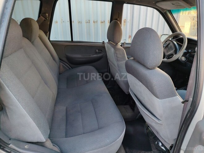 Kia Sportage 2002, 175,380 km - 2.0 l - Xudat