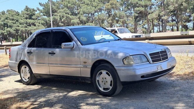 Mercedes C 220 1994, 290,000 km - 2.2 л - Bakı
