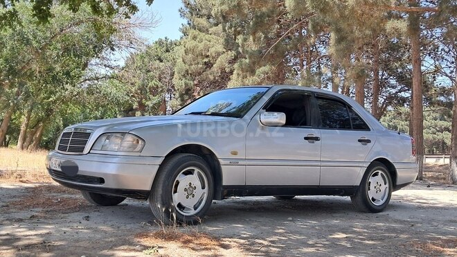 Mercedes C 220 1994, 290,000 km - 2.2 л - Bakı