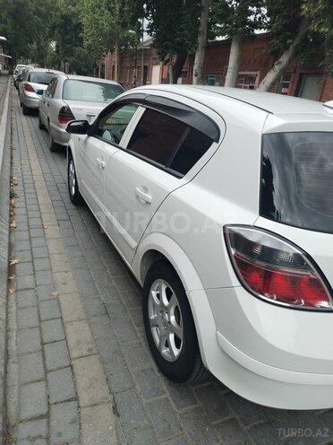 Opel Astra 2009, 177,000 km - 1.4 l - Gəncə