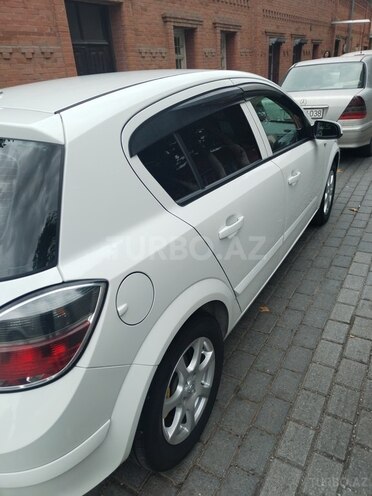 Opel Astra 2009, 177,000 km - 1.4 l - Gəncə