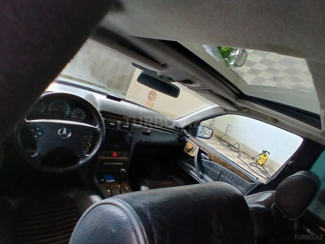 Mercedes E 320 2000, 401,370 km - 3.2 л - Şəmkir