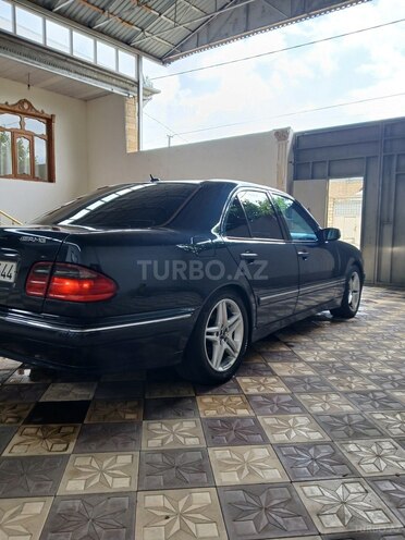 Mercedes E 320 2000, 401,370 km - 3.2 л - Şəmkir