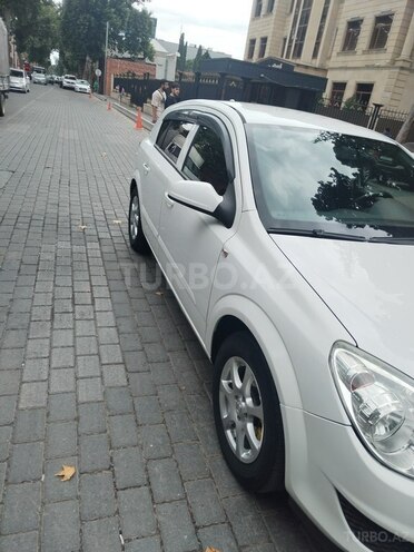 Opel Astra 2009, 177,000 km - 1.4 l - Gəncə