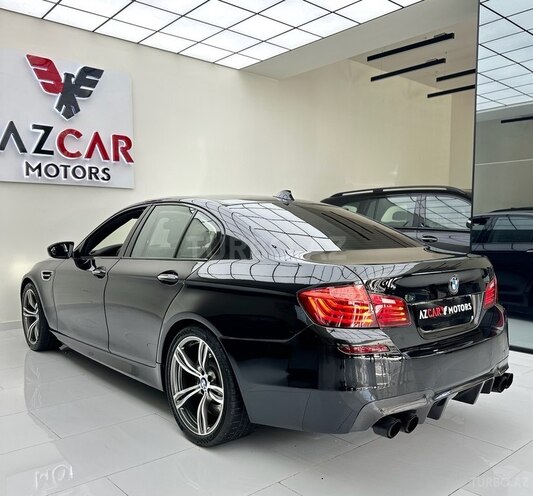BMW M5 2012, 70,000 km - 4.4 l - Bakı