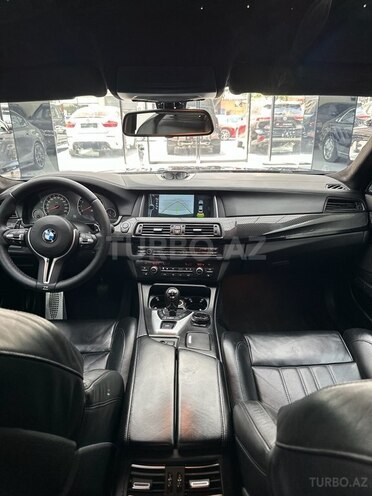 BMW M5 2012, 70,000 km - 4.4 l - Bakı
