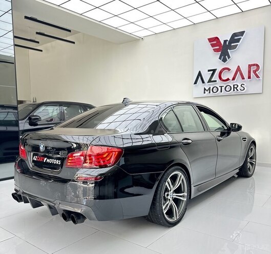 BMW M5 2012, 70,000 km - 4.4 l - Bakı