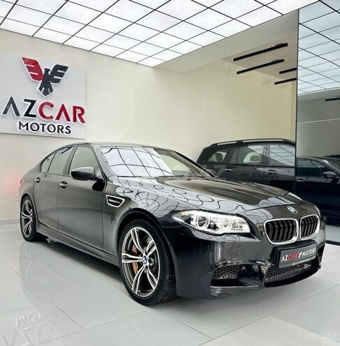 BMW M5 2012, 70,000 km - 4.4 l - Bakı