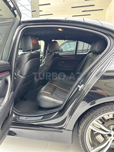 BMW M5 2012, 70,000 km - 4.4 l - Bakı