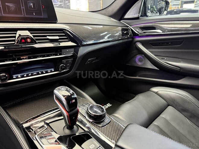 BMW M5-10