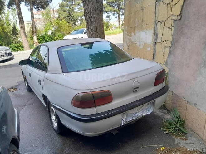 Opel Omega 1996, 235,680 km - 2.0 l - Bakı