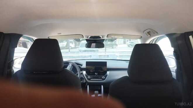 Toyota Corolla Cross 2024, 17,500 km - 2.0 l - Bakı