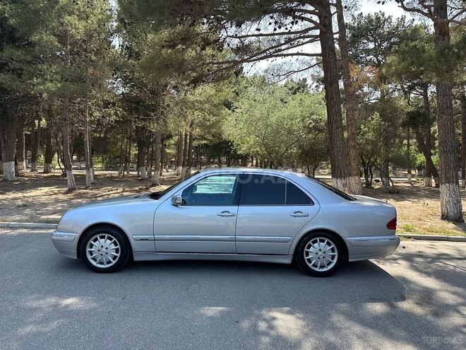 Mercedes E 240 1999, 253,232 km - 2.4 l - Sumqayıt