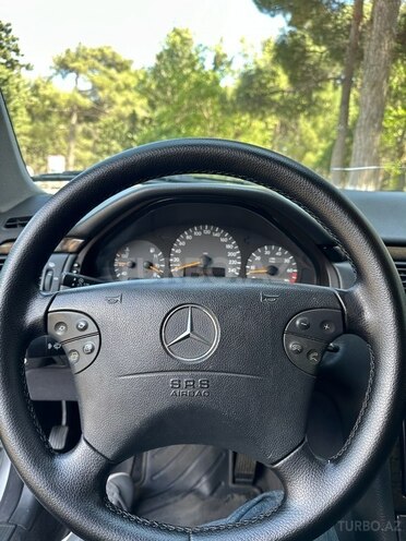 Mercedes E 240 1999, 253,232 km - 2.4 l - Sumqayıt