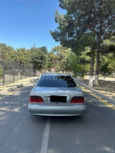 Mercedes E 240 1999, 253,232 km - 2.4 l - Sumqayıt