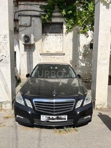 Mercedes E 250 2010, 266,000 km - 1.8 l - Bakı