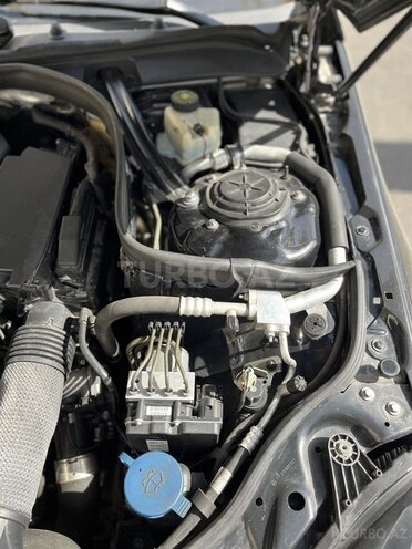Mercedes E 250 2010, 266,000 km - 1.8 l - Bakı
