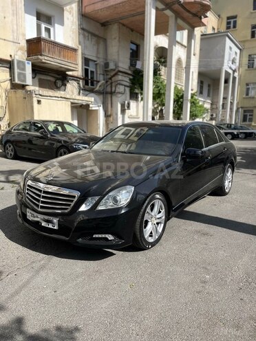 Mercedes E 250 2010, 266,000 km - 1.8 l - Bakı