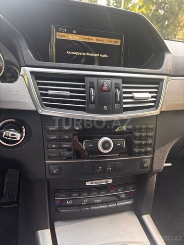 Mercedes E 350 2009, 201,000 km - 3.5 l - Mingəçevir