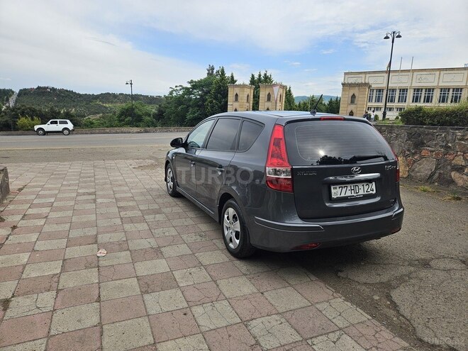 Hyundai i30 2010, 179,860 km - 1.4 l - Tovuz