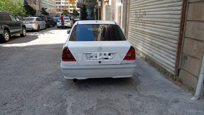 Mercedes C 250 d 1995, 350,000 km - 2.5 l - Bakı