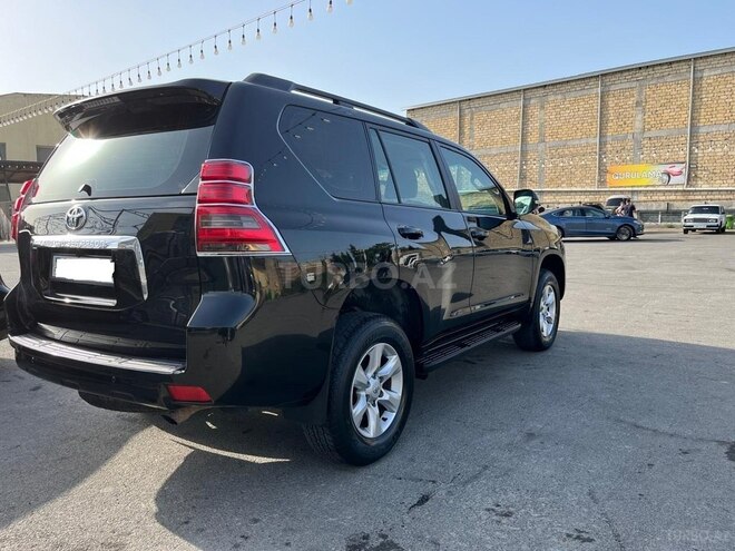 Toyota Land Cruiser Prado 2010, 216,700 km - 2.7 л - Bakı