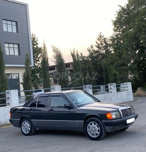 Mercedes 190 1992, 229,234 km - 2.0 l - Bərdə