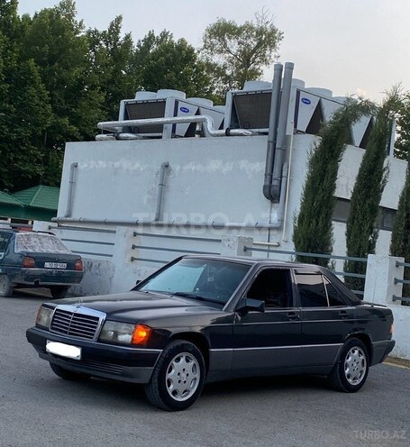 Mercedes 190 1992, 229,234 km - 2.0 l - Bərdə