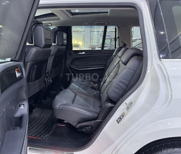 Mercedes GL 500 4MATIC-14