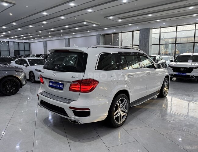 Mercedes GL 500 4MATIC-5