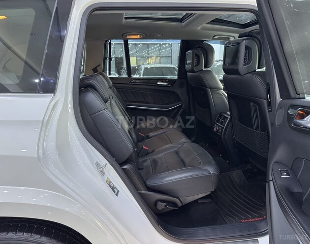 Mercedes GL 500 4MATIC-13