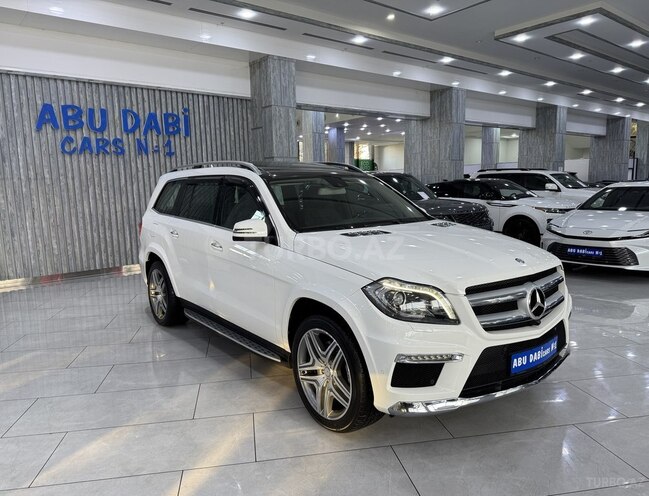 Mercedes GL 500 4MATIC-3