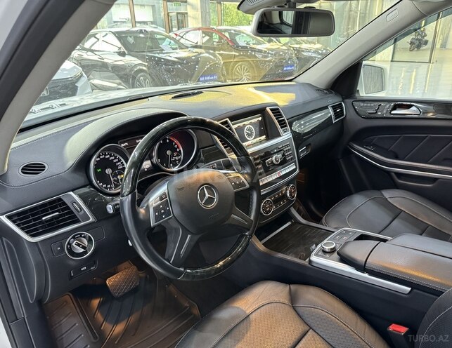 Mercedes GL 500 4MATIC-9