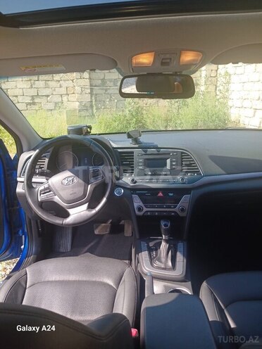Hyundai Avante 2016, 135,000 km - 1.6 л - Bakı