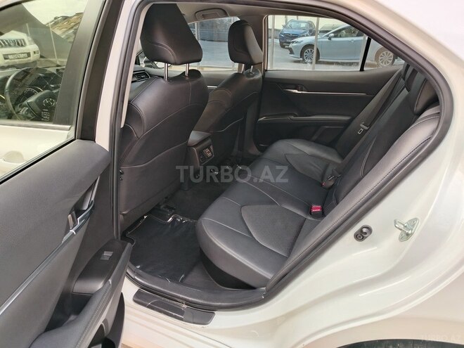 Toyota Camry 2022, 13,600 km - 2.5 л - Bakı