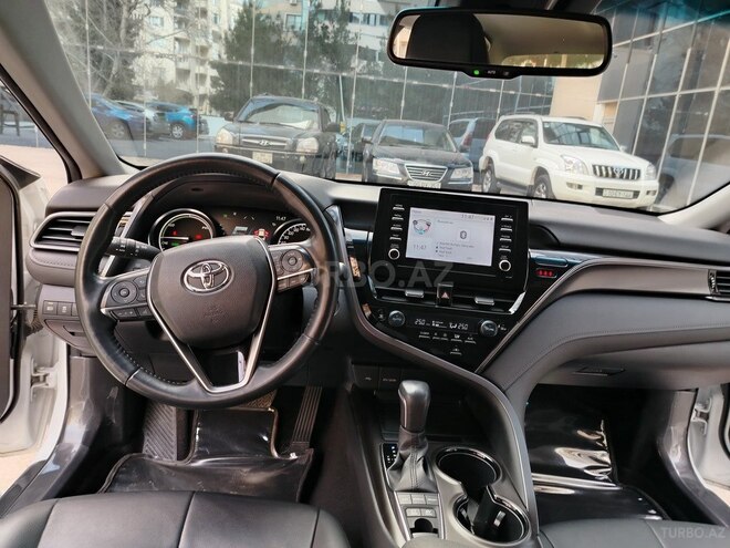 Toyota Camry 2022, 13,600 km - 2.5 л - Bakı