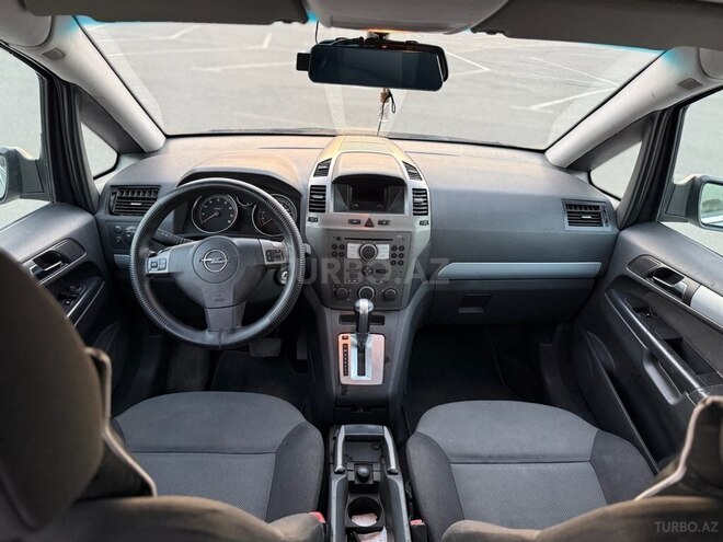 Opel Zafira 2005, 251,200 km - 2.2 l - Bakı