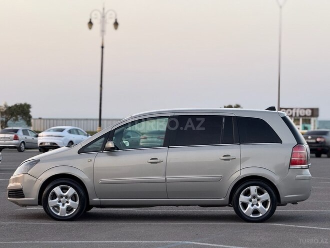 Opel Zafira 2005, 251,200 km - 2.2 l - Bakı