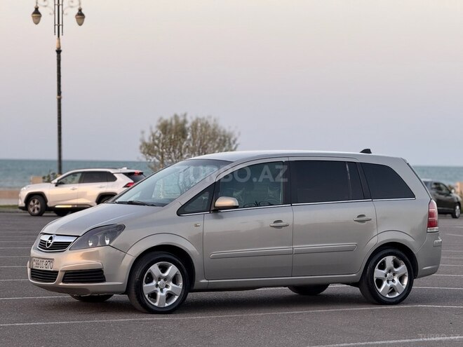 Opel Zafira 2005, 251,200 km - 2.2 l - Bakı