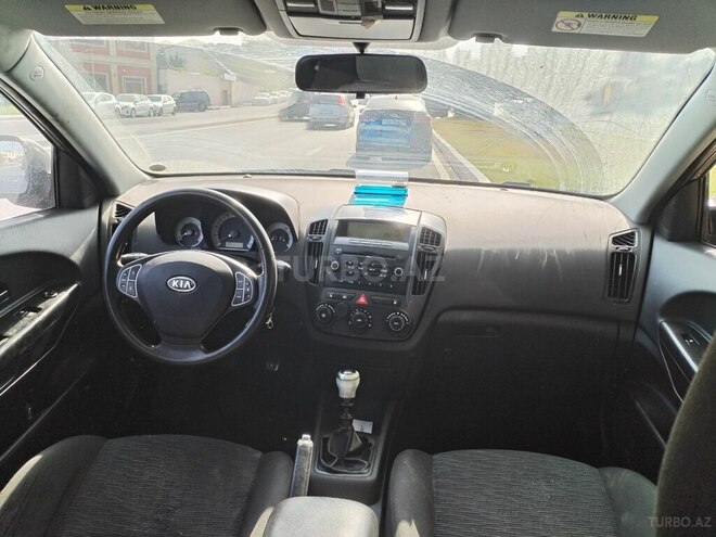 Kia  2008, 280,000 km - 1.6 l - Bakı