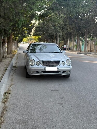 Mercedes E 280 1999, 333,000 km - 2.8 l - Bakı