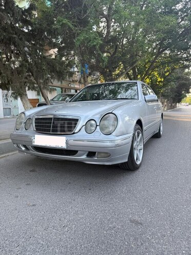Mercedes E 280 1999, 333,000 km - 2.8 l - Bakı